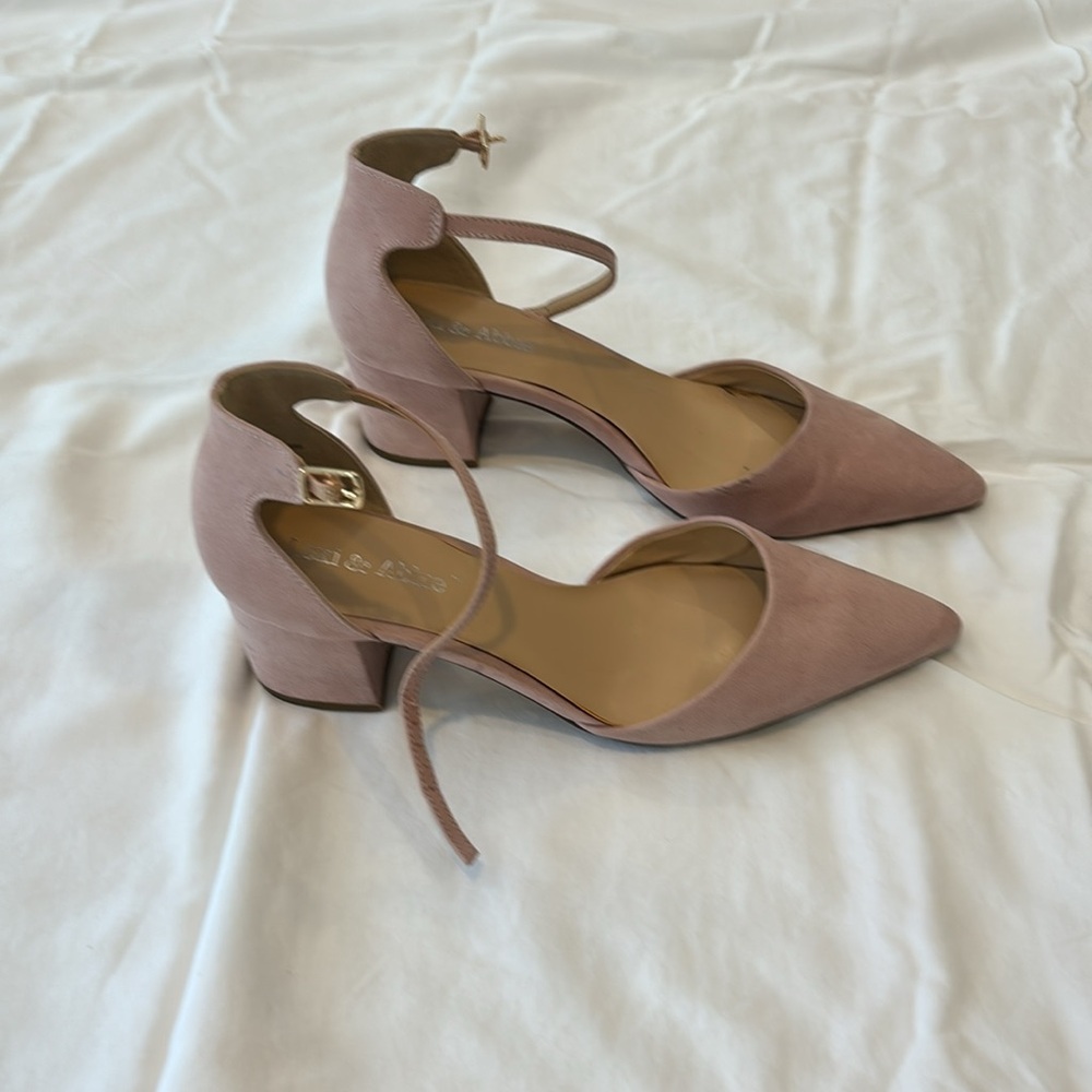 Lexi&Abbie pumps in size 8